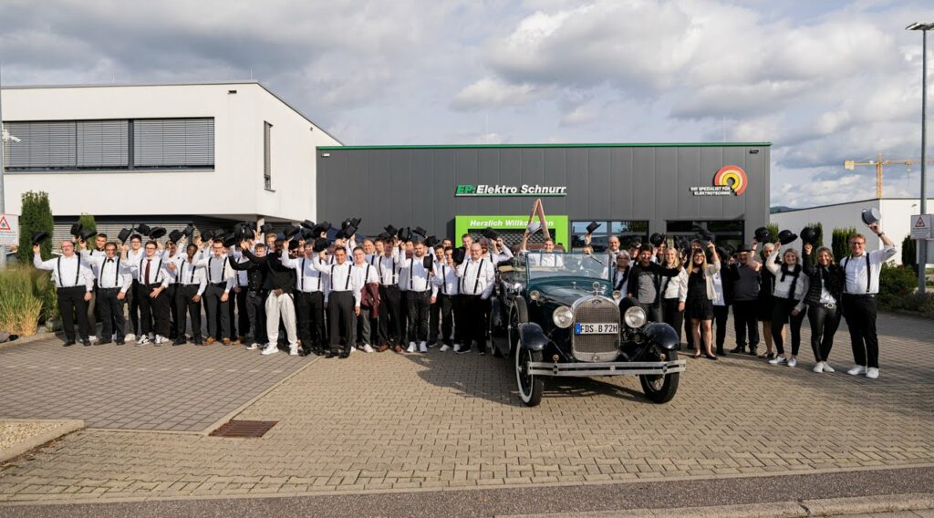 Elektro Schnurr Team 100 Jahre Feier